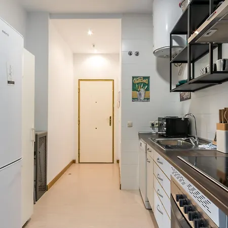 Cozy Apartment - 1Bedroom 1Bath -Cuatro Caminos Madrid Exterior photo