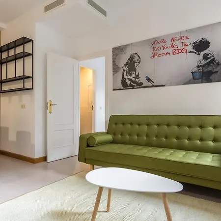 Cozy Apartment - 1Bedroom 1Bath -Cuatro Caminos Madrid Exterior photo